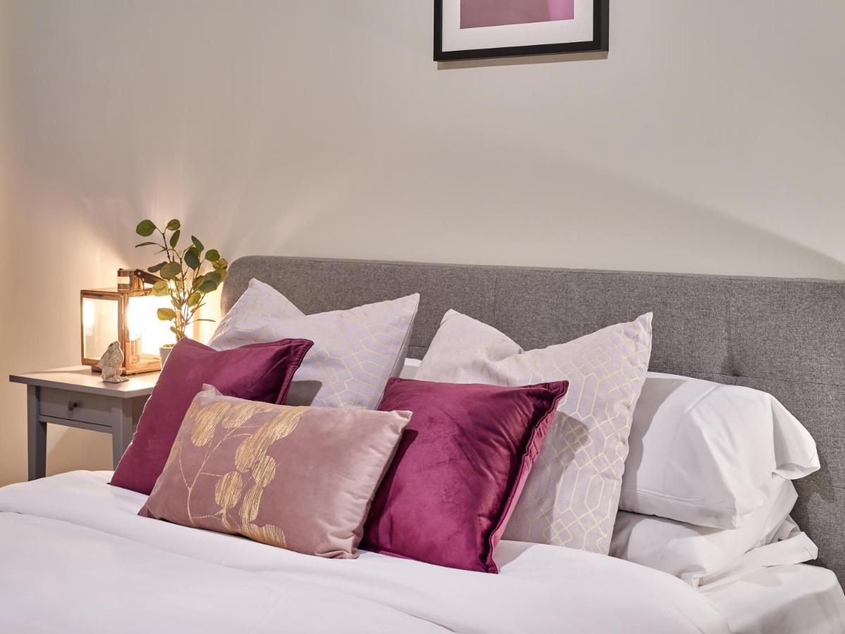 Two Bedroom Apartment By Jlj Apartments & Serviced Accommodation Birmingham - Mantella Lofts Экстерьер фото